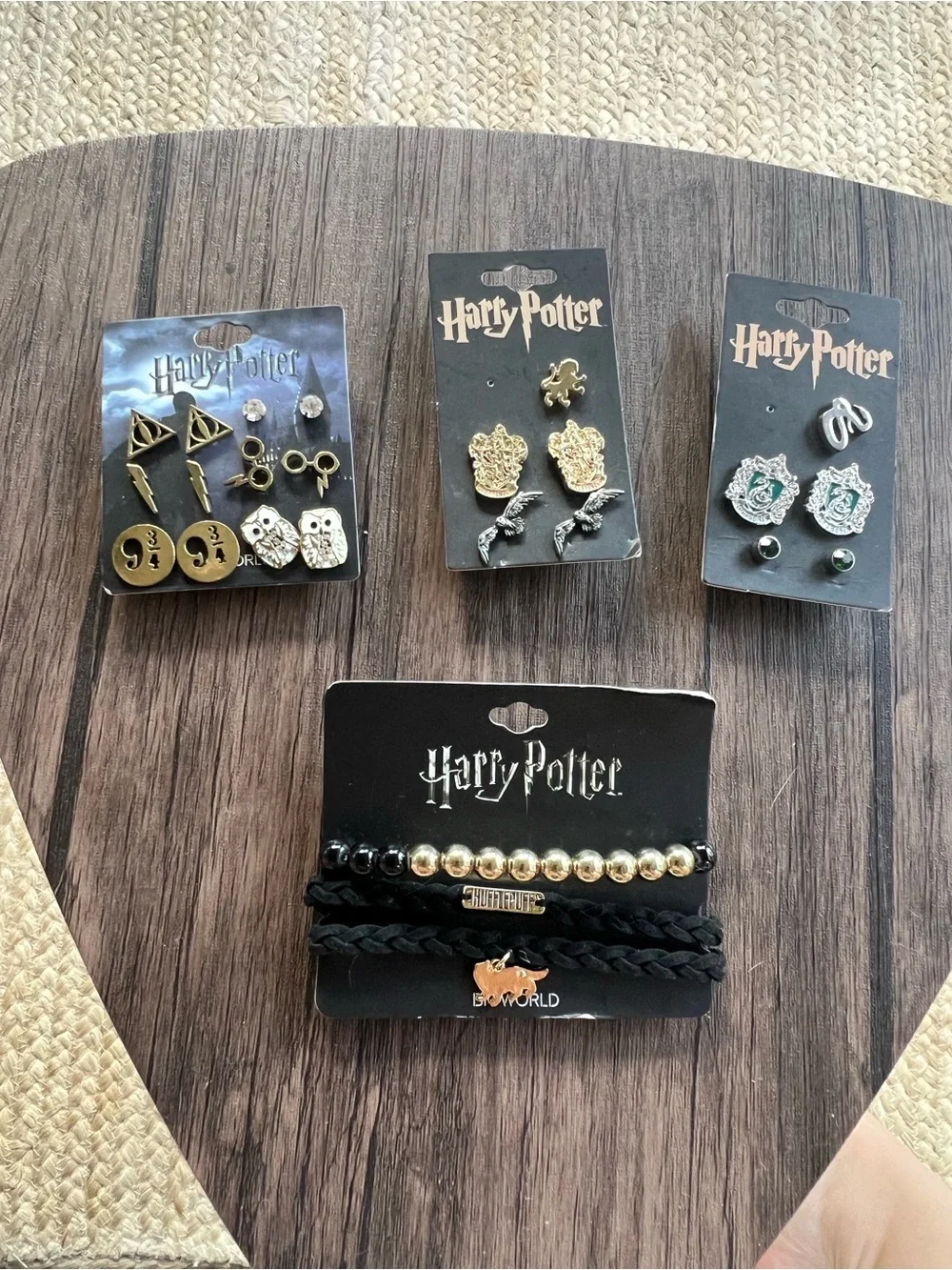 Warner Bros. Harry Potter Jewelry Set - Bracelets & Stud Earrings Packs